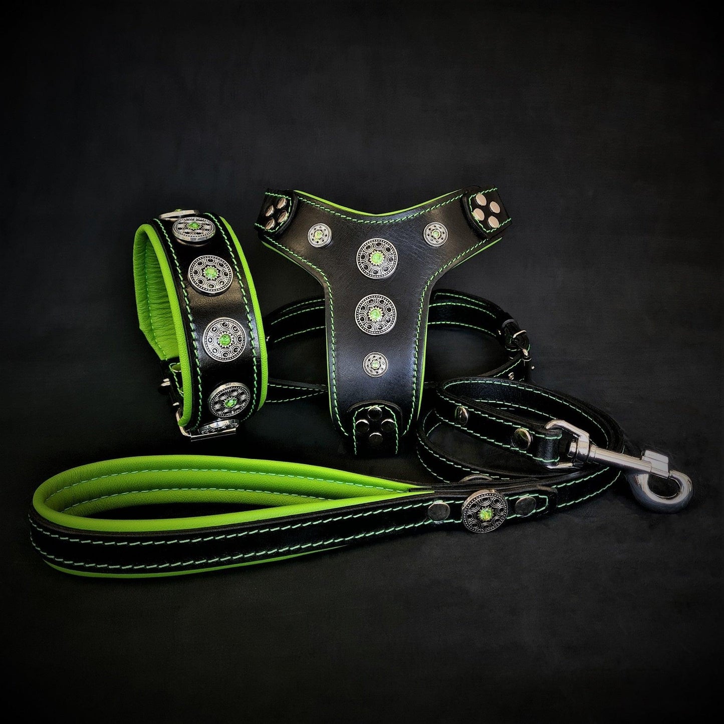 The ''Bijou'' SET - Collar, Harness, Leash. Green-0