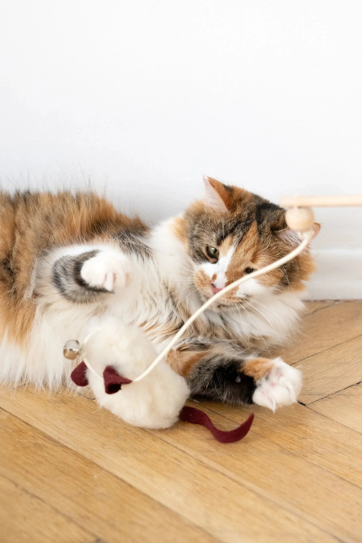 Natural Sheepskin Cat Toy: Mouse Mellow Pet Store