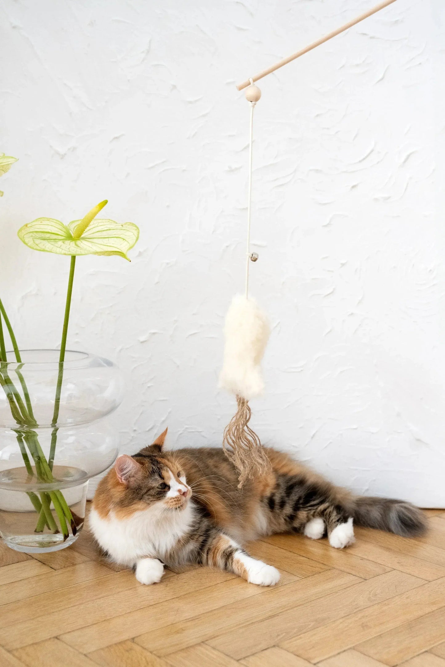 Natural Sheepskin Cat Toy: Fish Mellow Pet Store