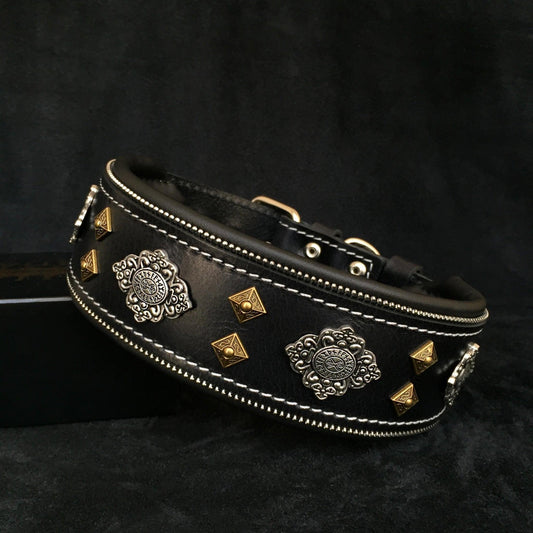 Aztec Zwarte Halsband Voor Honden Van Bestia Collars Met Krachtig Ontwerp En Europees Vakmanschap
