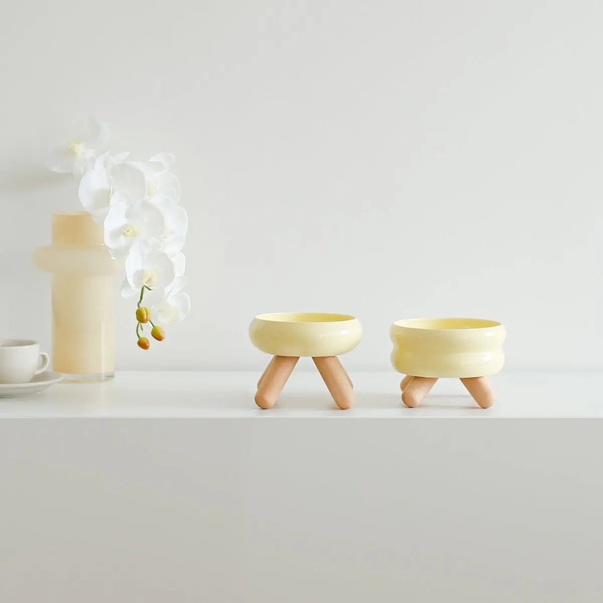 Gulu Elevated Ceramic Pet Water Bowl with Wooden Stand Meoof